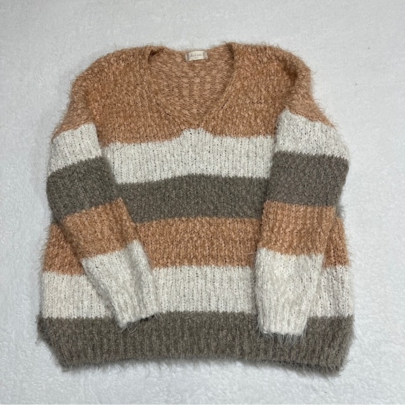 Altar'd State Women Sweater Cream Gray Striped Color Block Pullover Eyelash XS/S - Picture 2 of 9